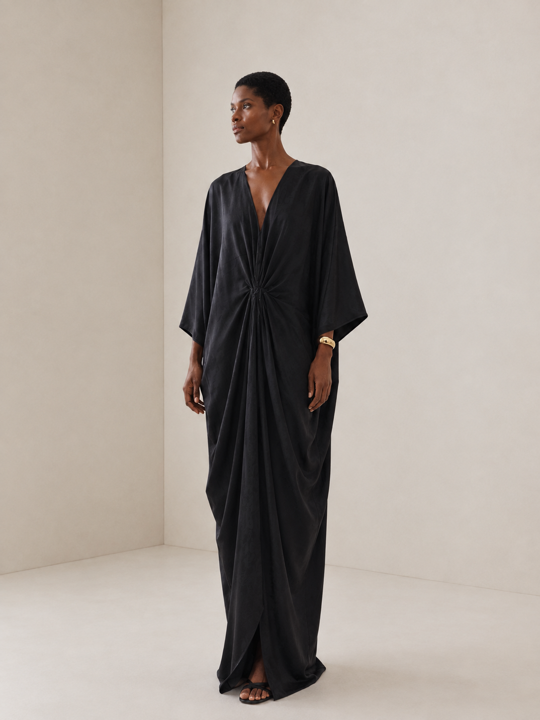 CHEVAL KAFTAN - Black Salto print
